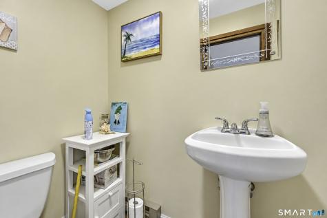 162 Pocono Road Brookfield CT 06804
