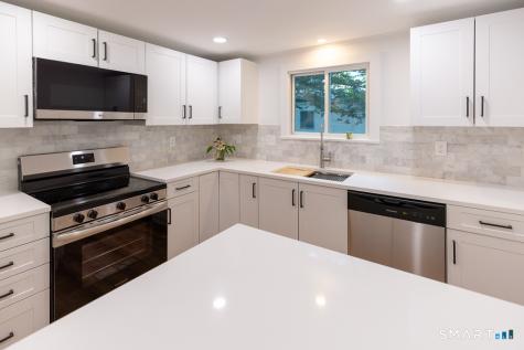 35 Schoolhouse Road Old Saybrook CT 06475