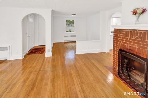 35 Schoolhouse Road Old Saybrook CT 06475
