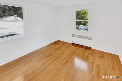 35 Schoolhouse Road Old Saybrook CT 06475