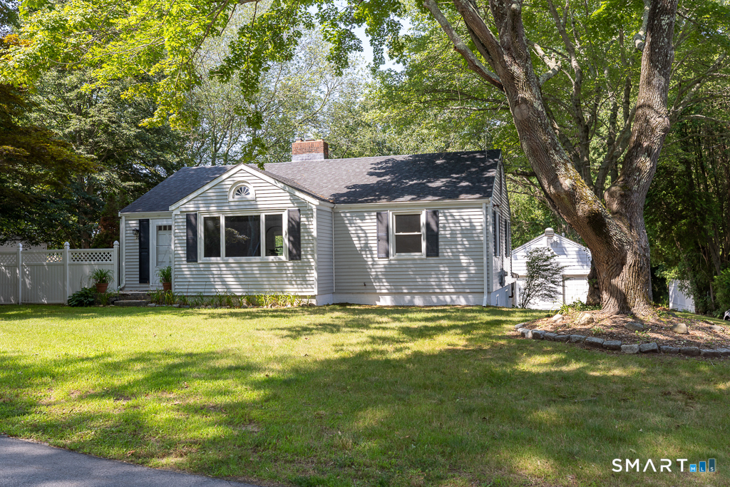 35 Schoolhouse Road Old Saybrook CT 06475