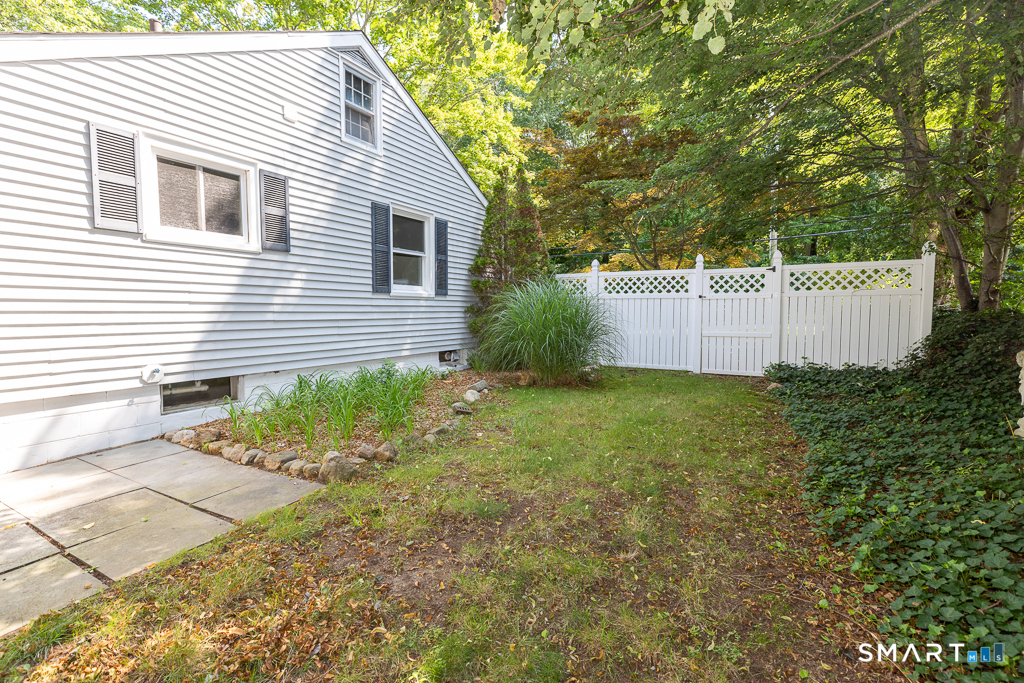 35 Schoolhouse Road Old Saybrook CT 06475