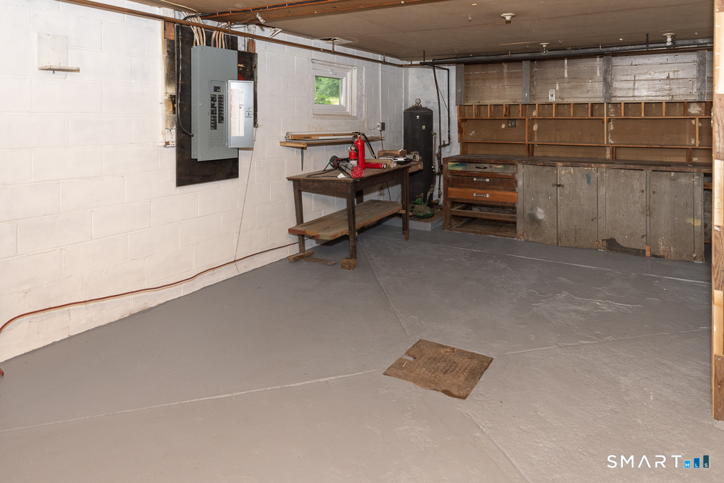 35 Schoolhouse Road Old Saybrook CT 06475
