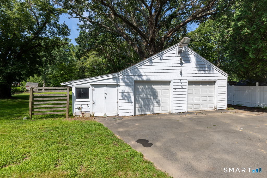 35 Schoolhouse Road Old Saybrook CT 06475