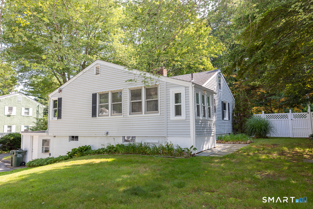 35 Schoolhouse Road Old Saybrook CT 06475