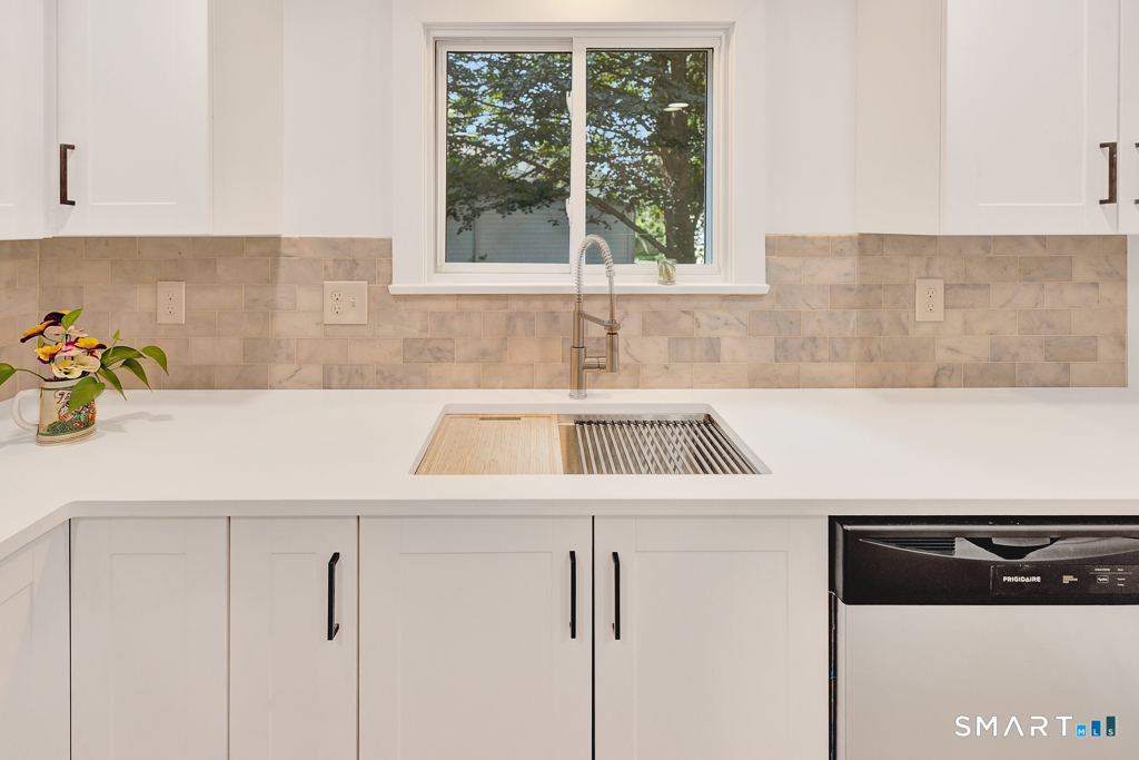35 Schoolhouse Road Old Saybrook CT 06475