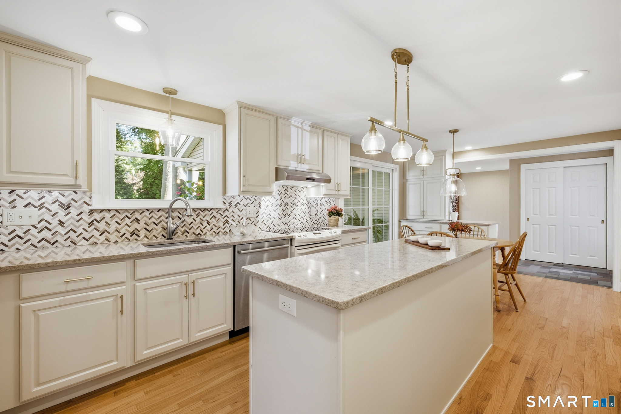 83 Dartmouth Road Manchester CT 06040