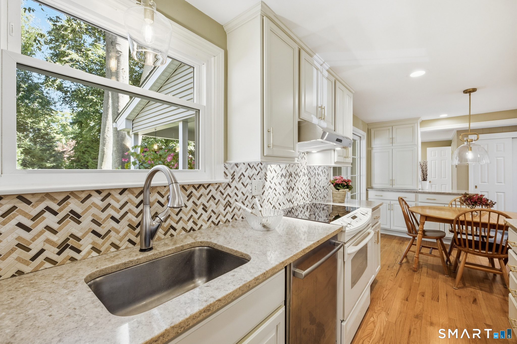 83 Dartmouth Road Manchester CT 06040