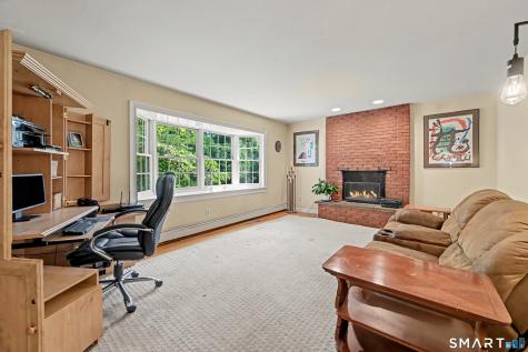 100 Sherley Place Fairfield CT 06825