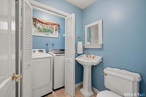 100 Sherley Place Fairfield CT 06825