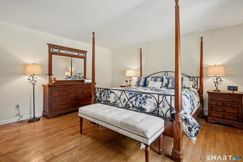 100 Sherley Place Fairfield CT 06825