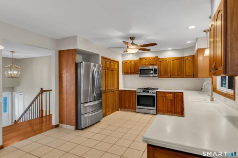 37 Great Meadow Drive North Haven CT 06473