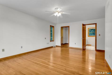 37 Great Meadow Drive North Haven CT 06473