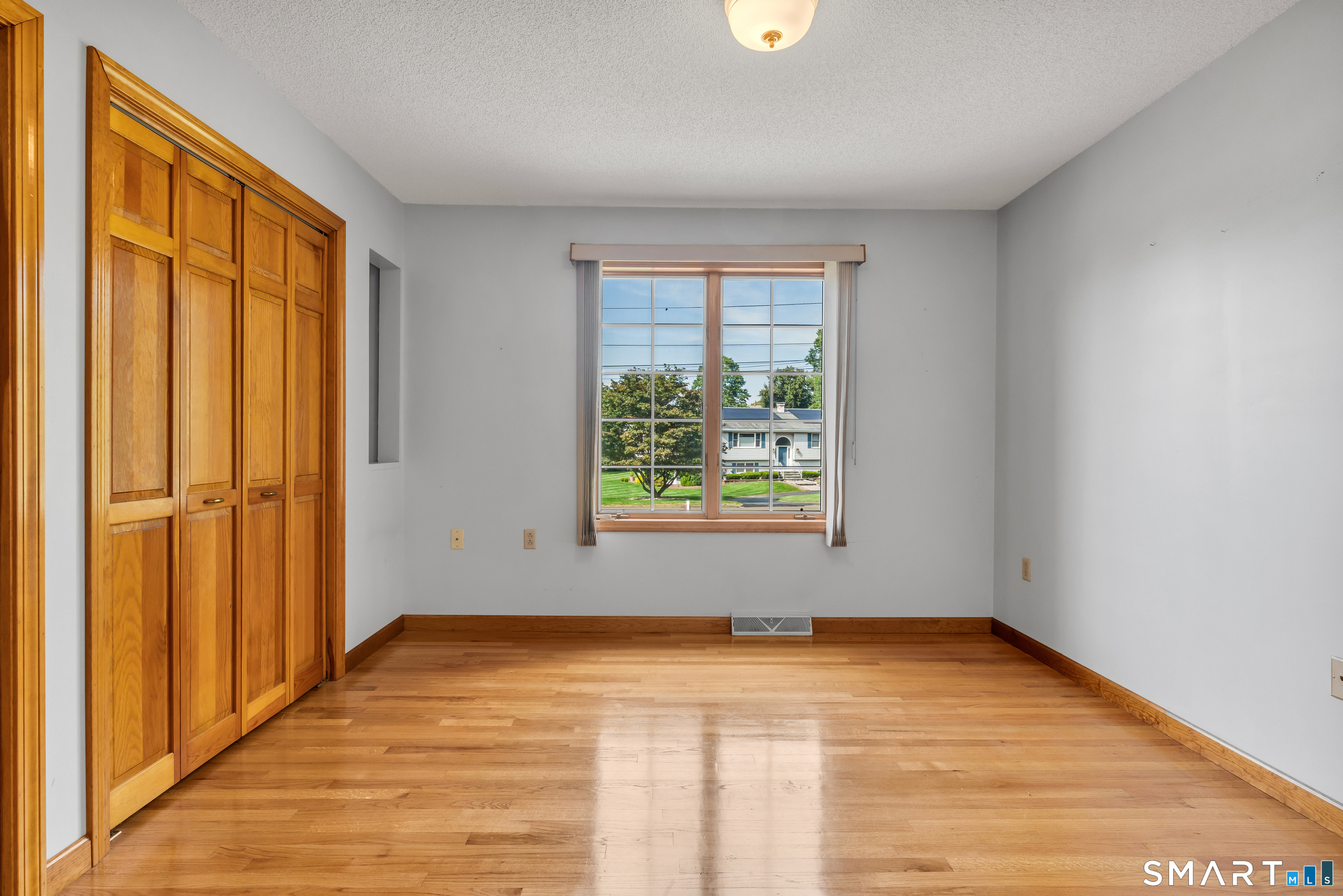 37 Great Meadow Drive North Haven CT 06473