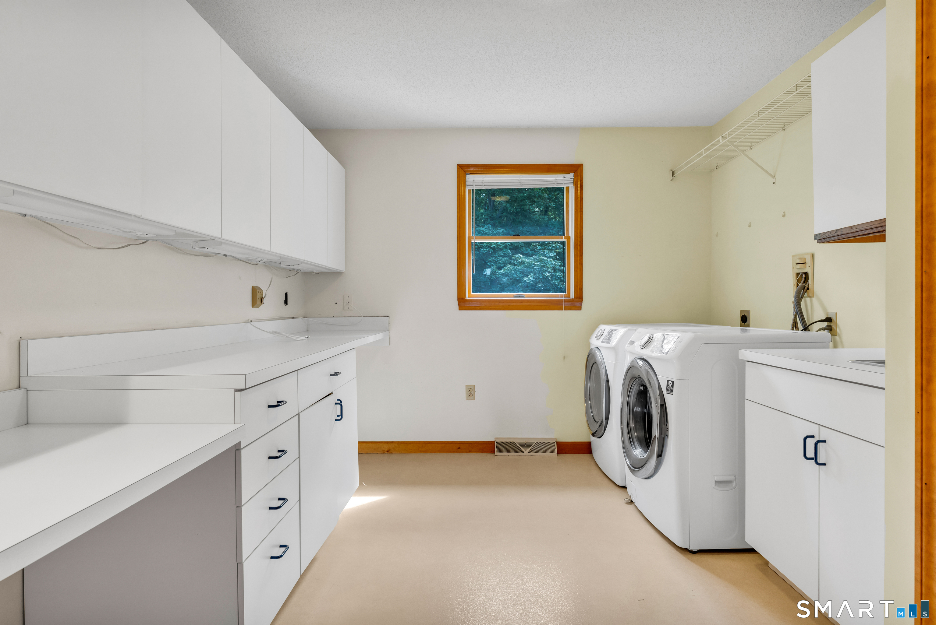 37 Great Meadow Drive North Haven CT 06473