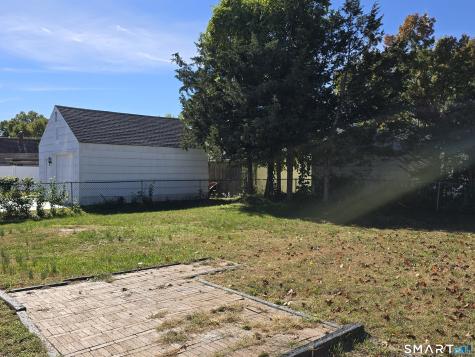 21 Lafayette Avenue East Hartford CT 06118