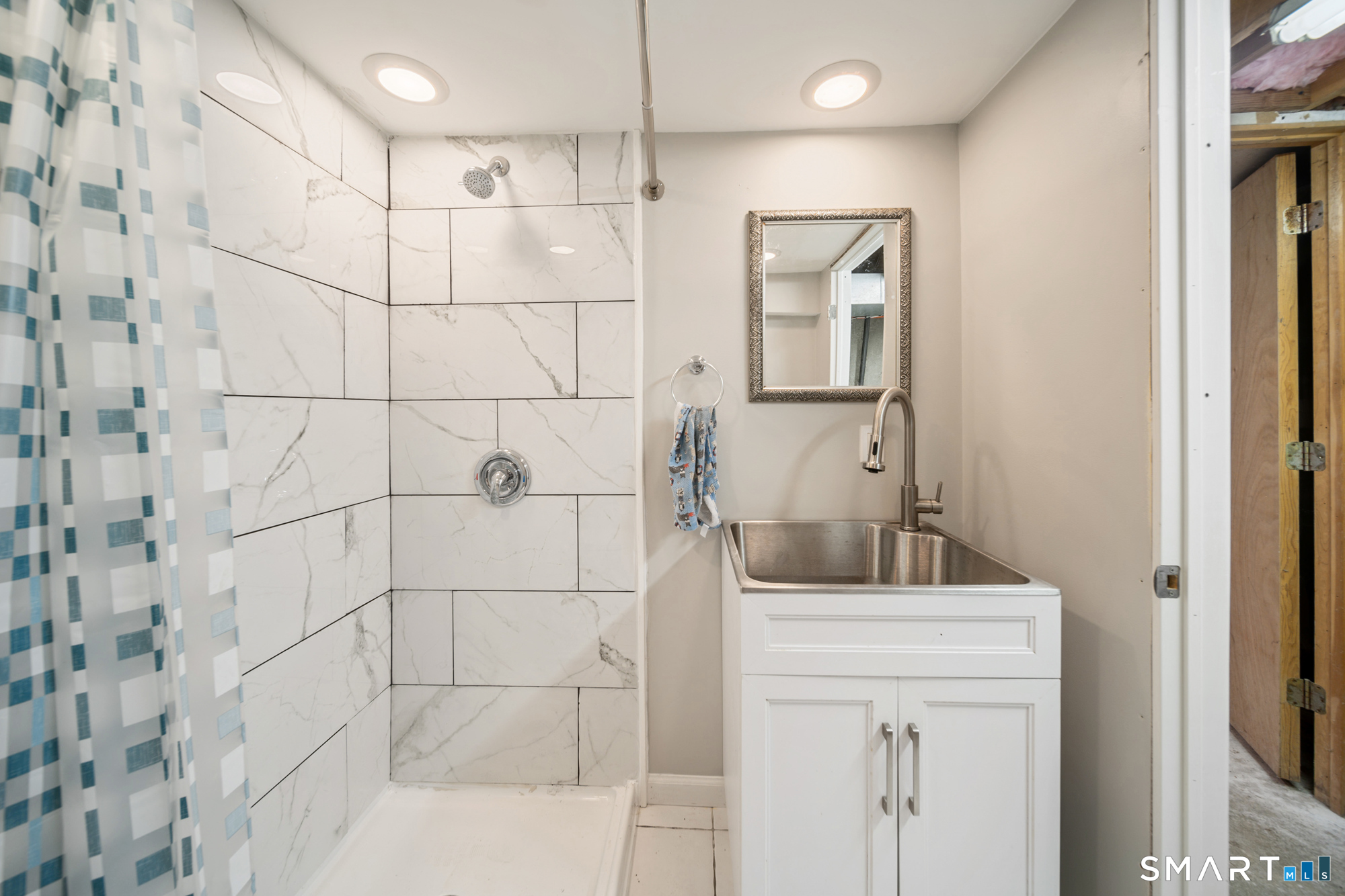 369 Prospect Street Naugatuck CT 06770