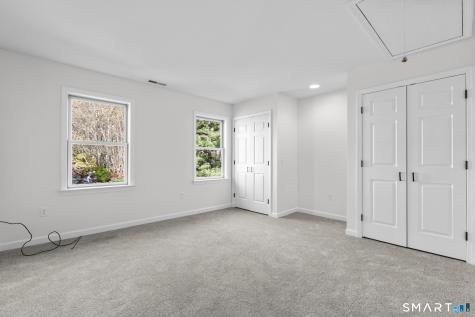 2 Greenwood Lane Guilford CT 06437