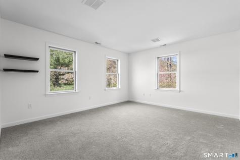 2 Greenwood Lane Guilford CT 06437