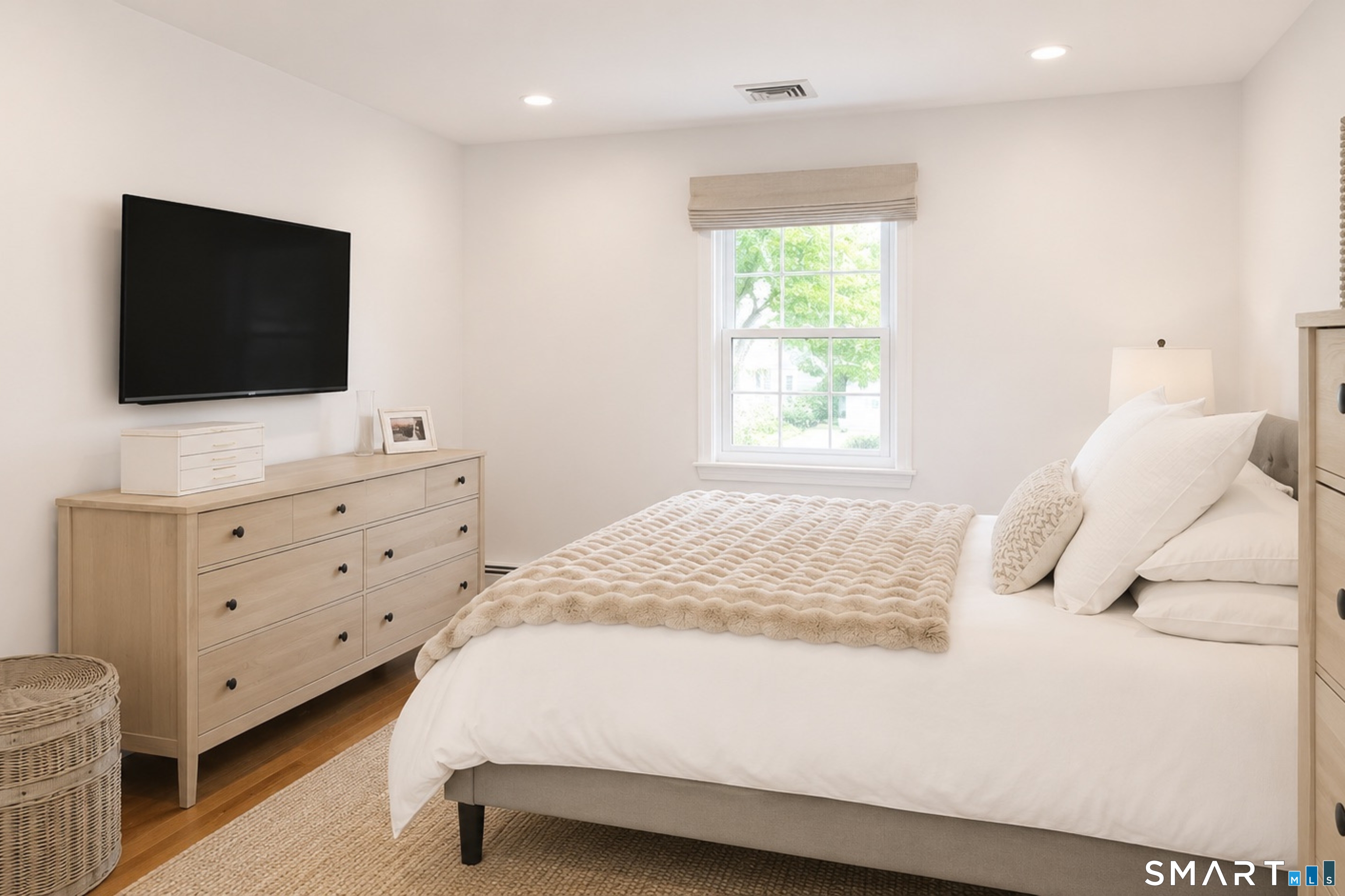 82 Three Lakes Drive Stamford CT 06902