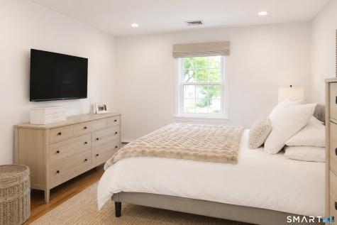 82 Three Lakes Drive Stamford CT 06902