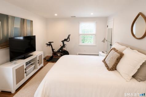 82 Three Lakes Drive Stamford CT 06902