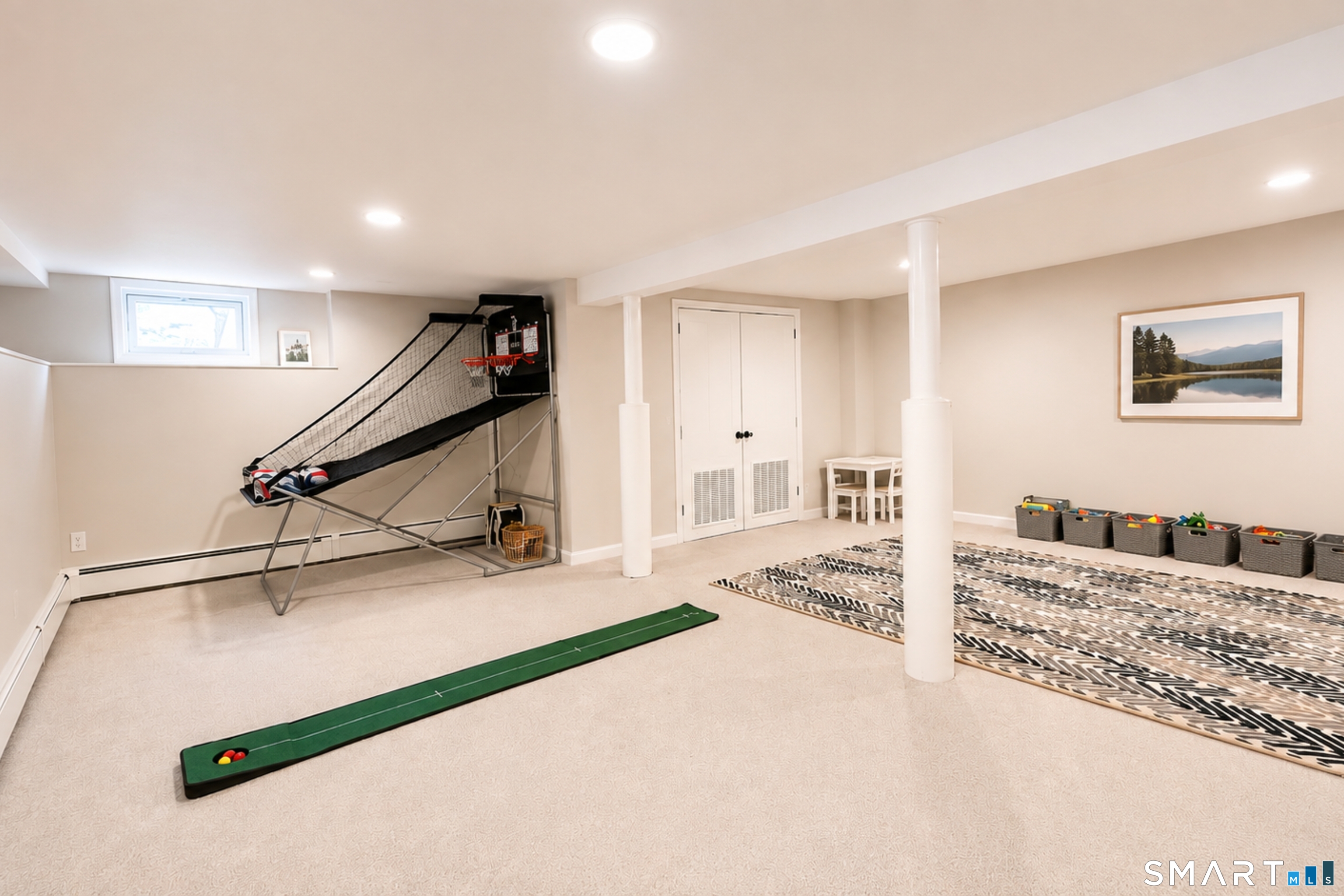 82 Three Lakes Drive Stamford CT 06902