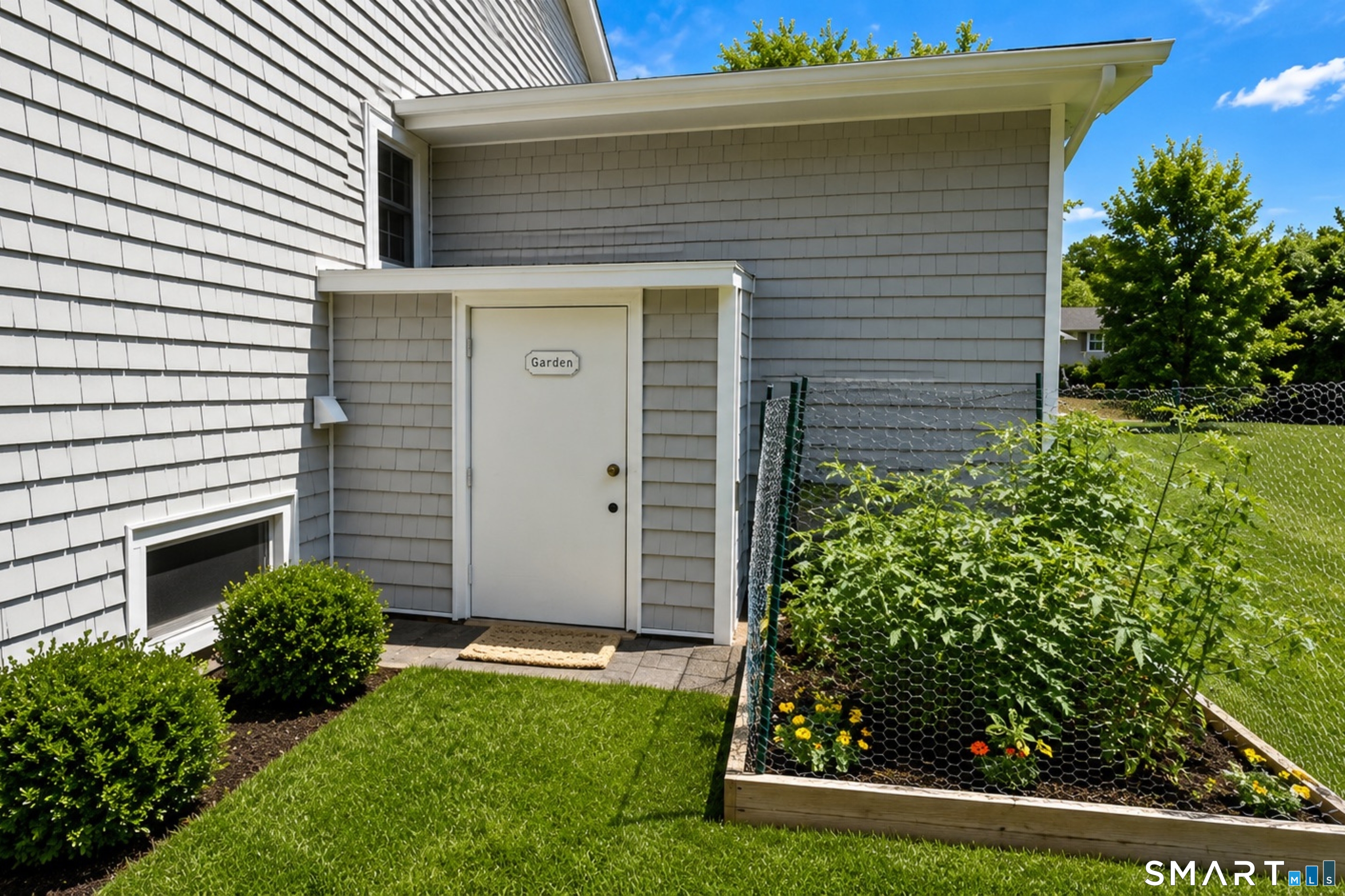 82 Three Lakes Drive Stamford CT 06902