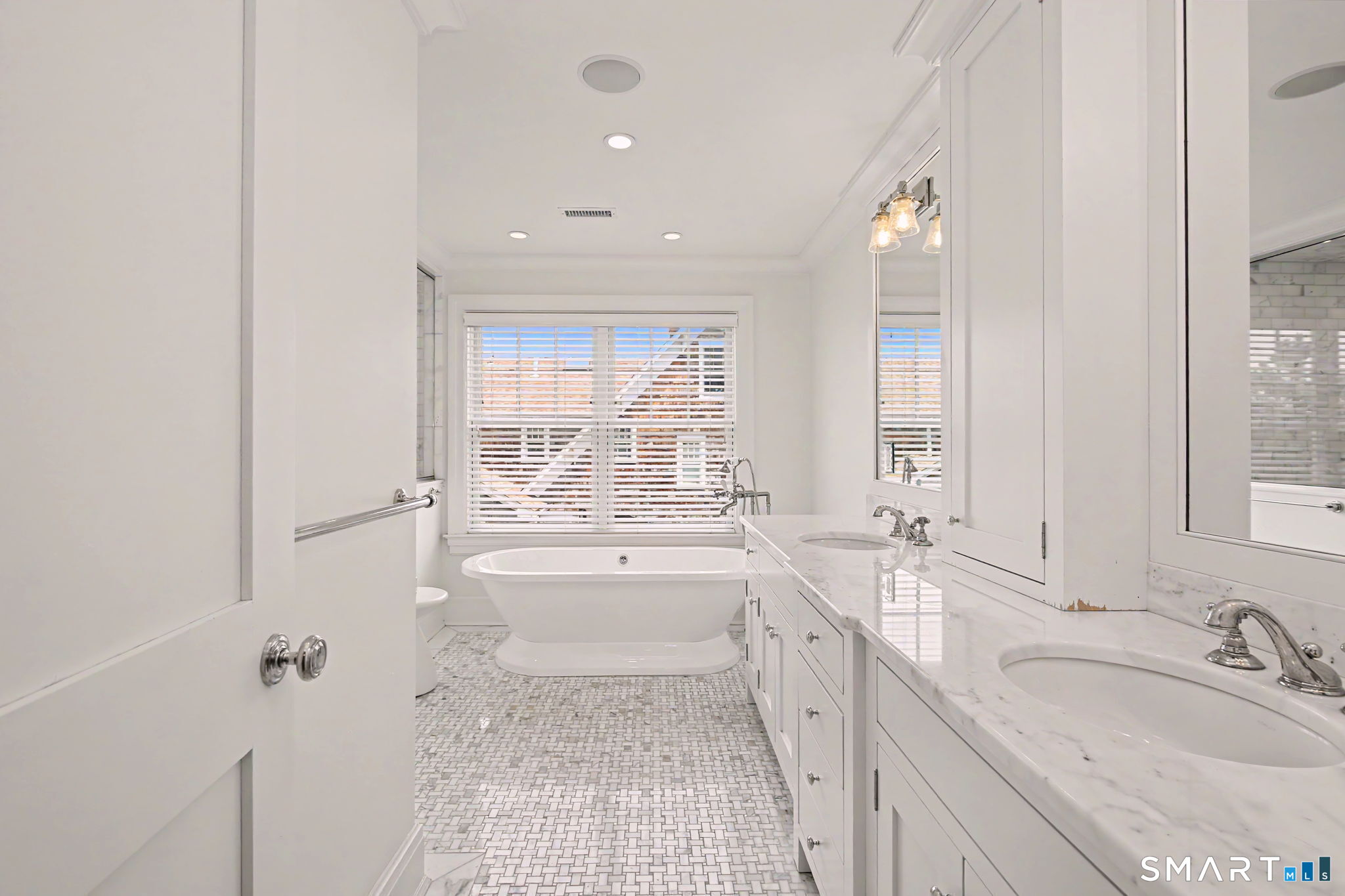 34 Nearwater Road Norwalk CT 06853