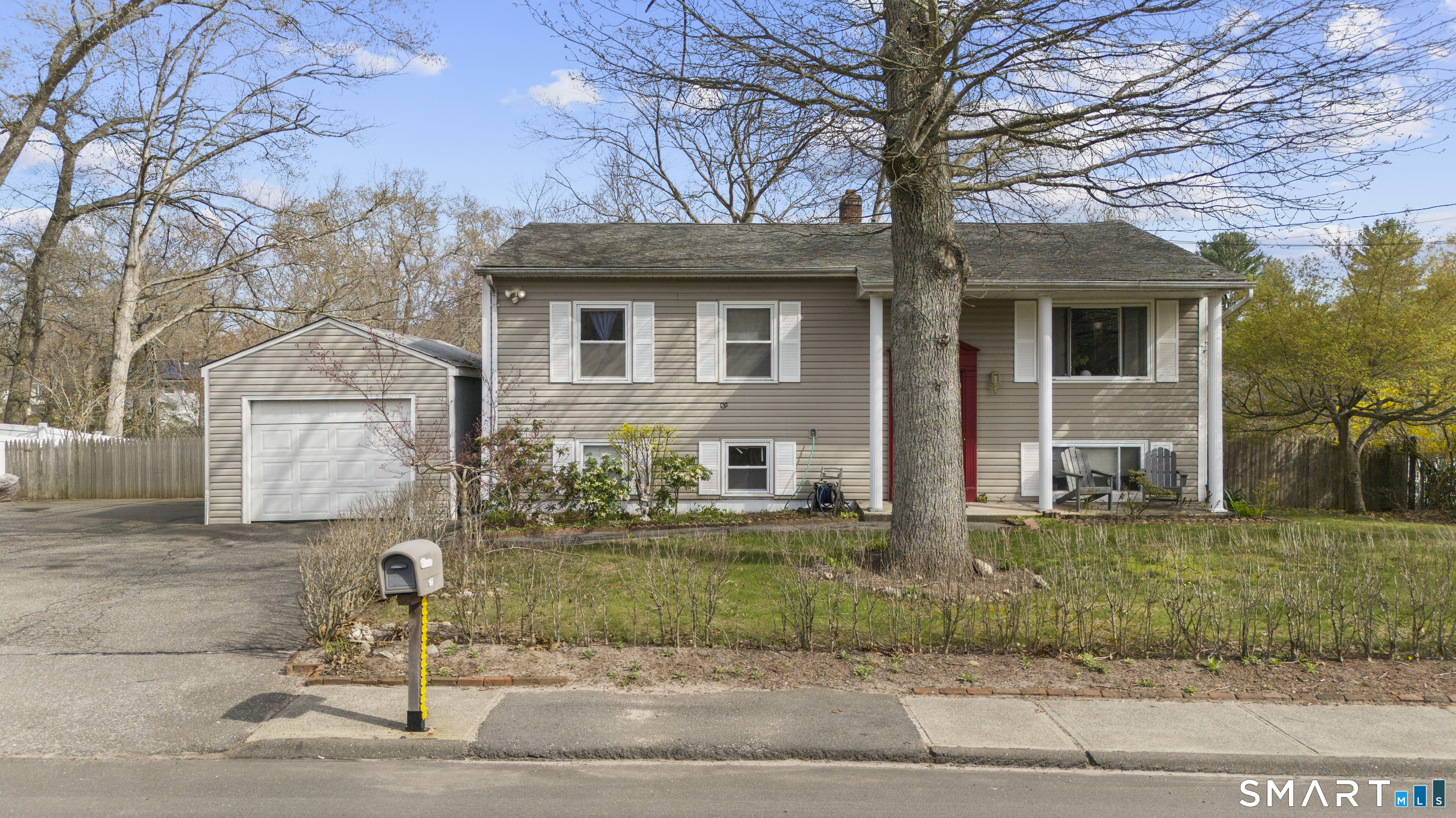 166 Glenwood Road Clinton CT 06413
