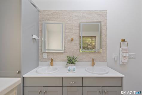 8 Ledge Road Norwalk CT 06853