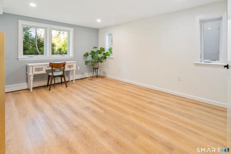 8 Ledge Road Norwalk CT 06853