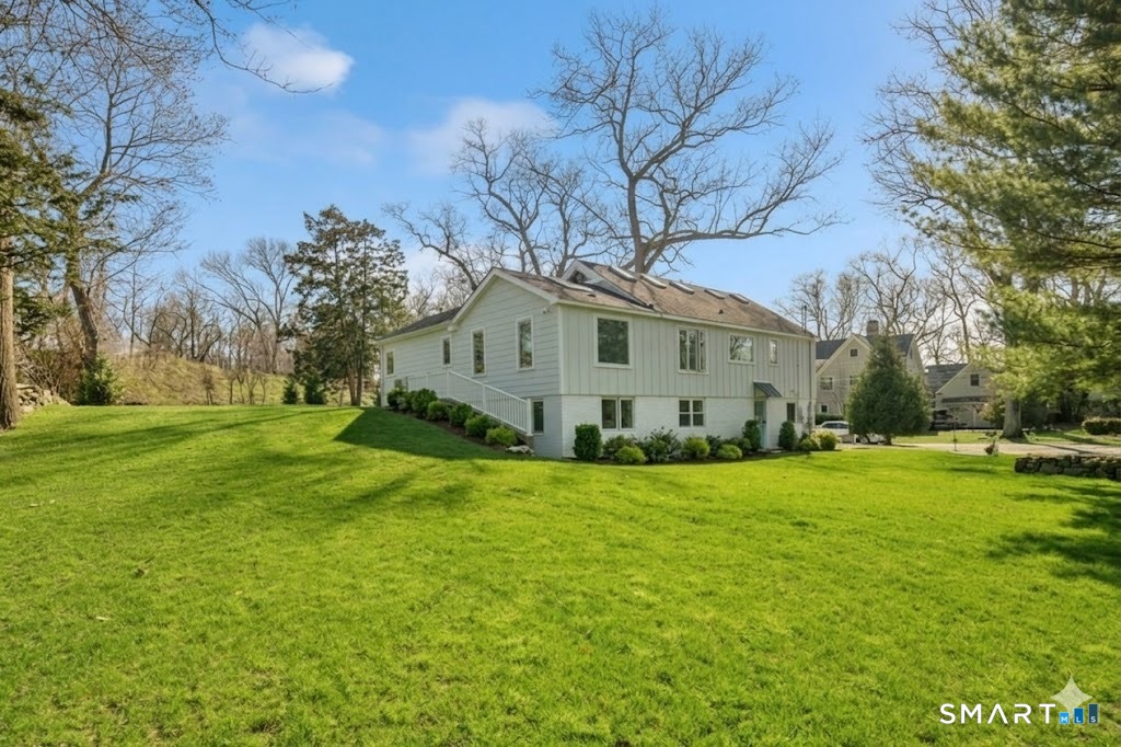 8 Ledge Road Norwalk CT 06853