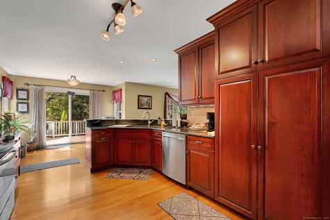 39 Charolais Way Burlington CT 06013