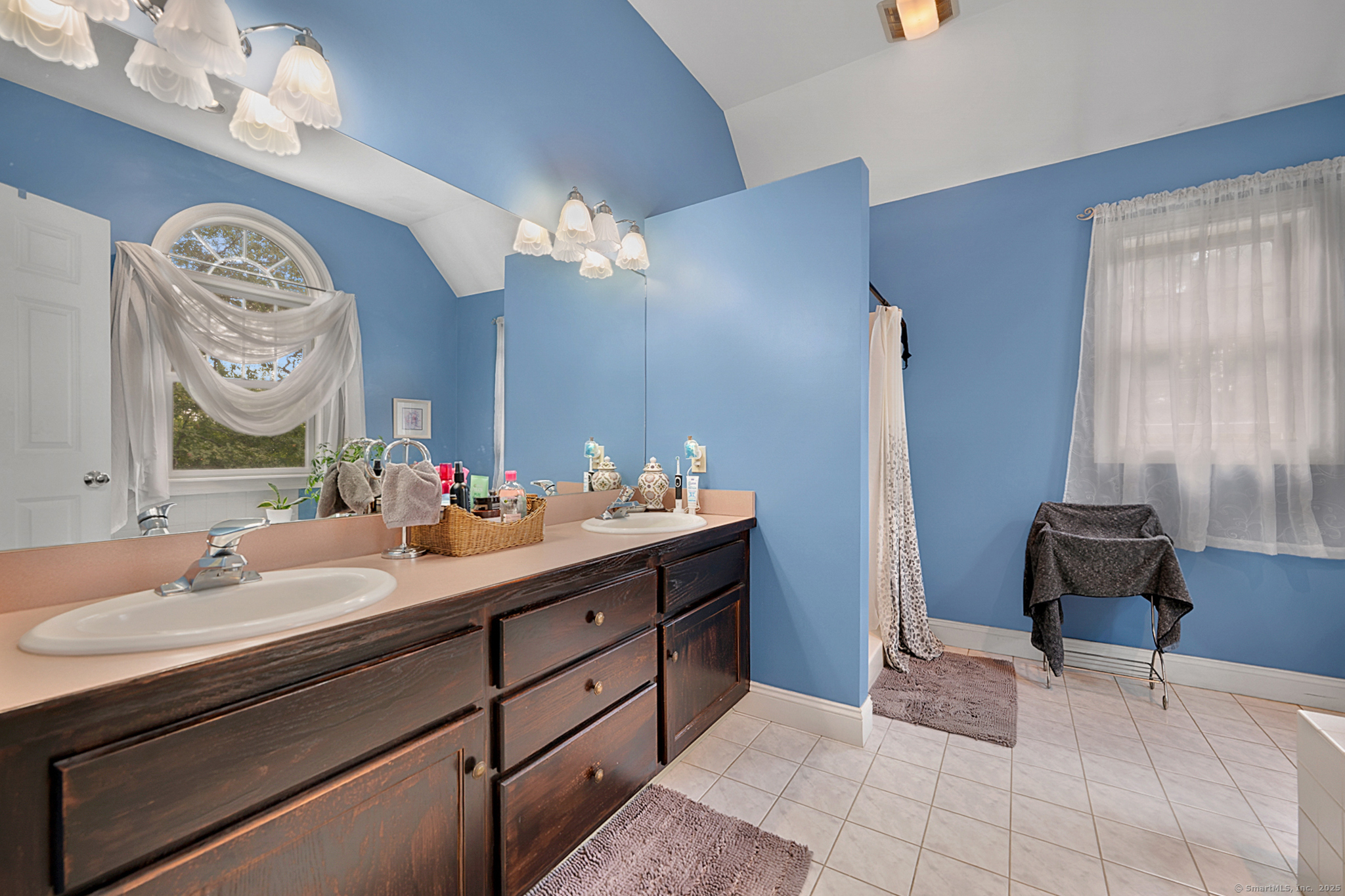 39 Charolais Way Burlington CT 06013