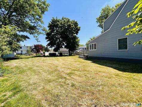 11 Wayland Court Milford CT 06460