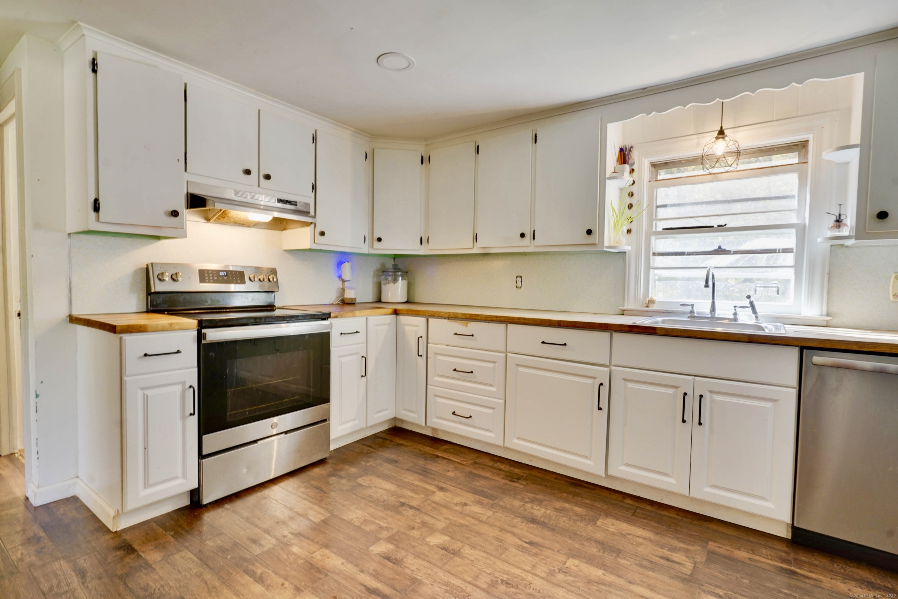 44 Route 6 Columbia CT 06237