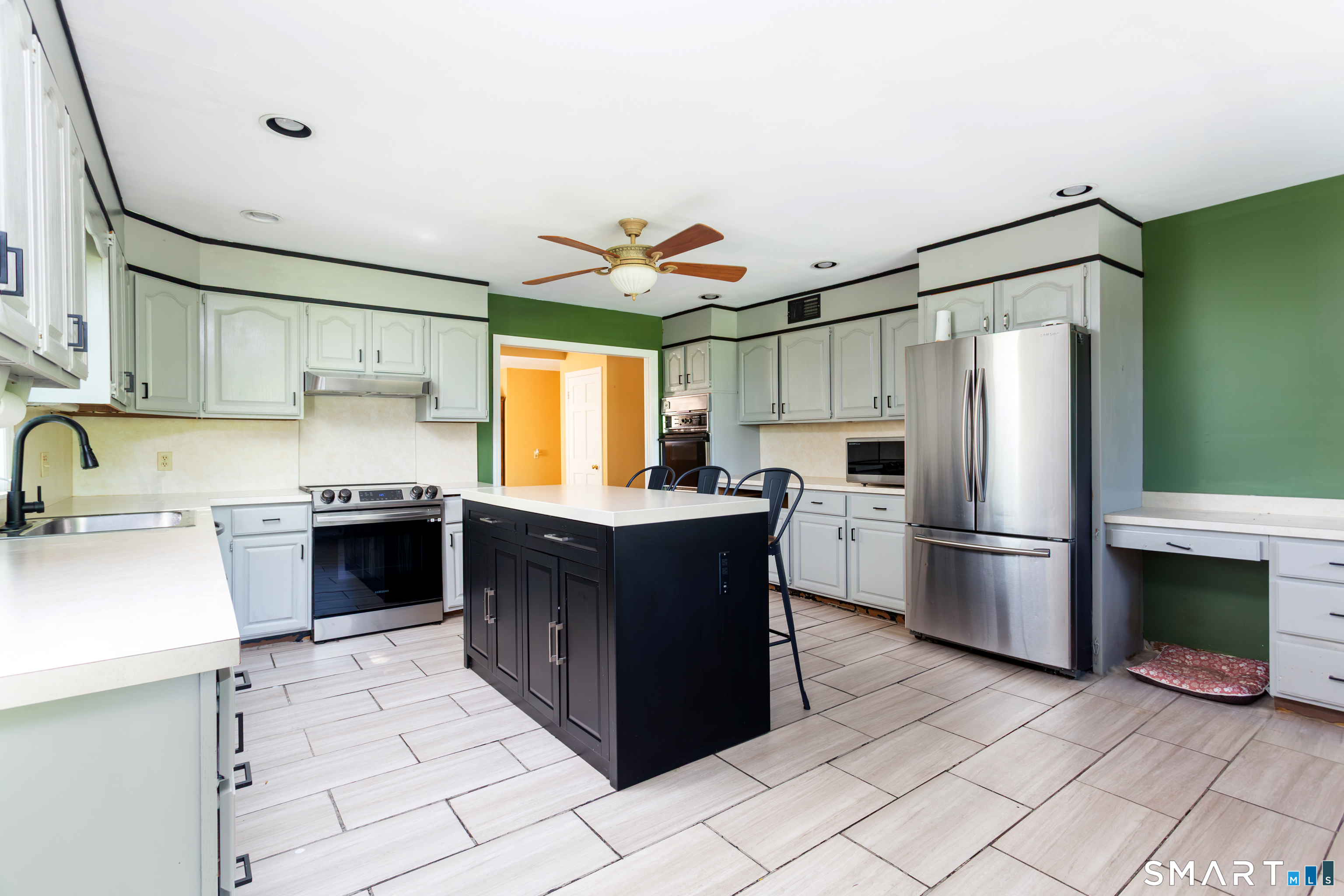 829 Scofieldtown Road Stamford CT 06903