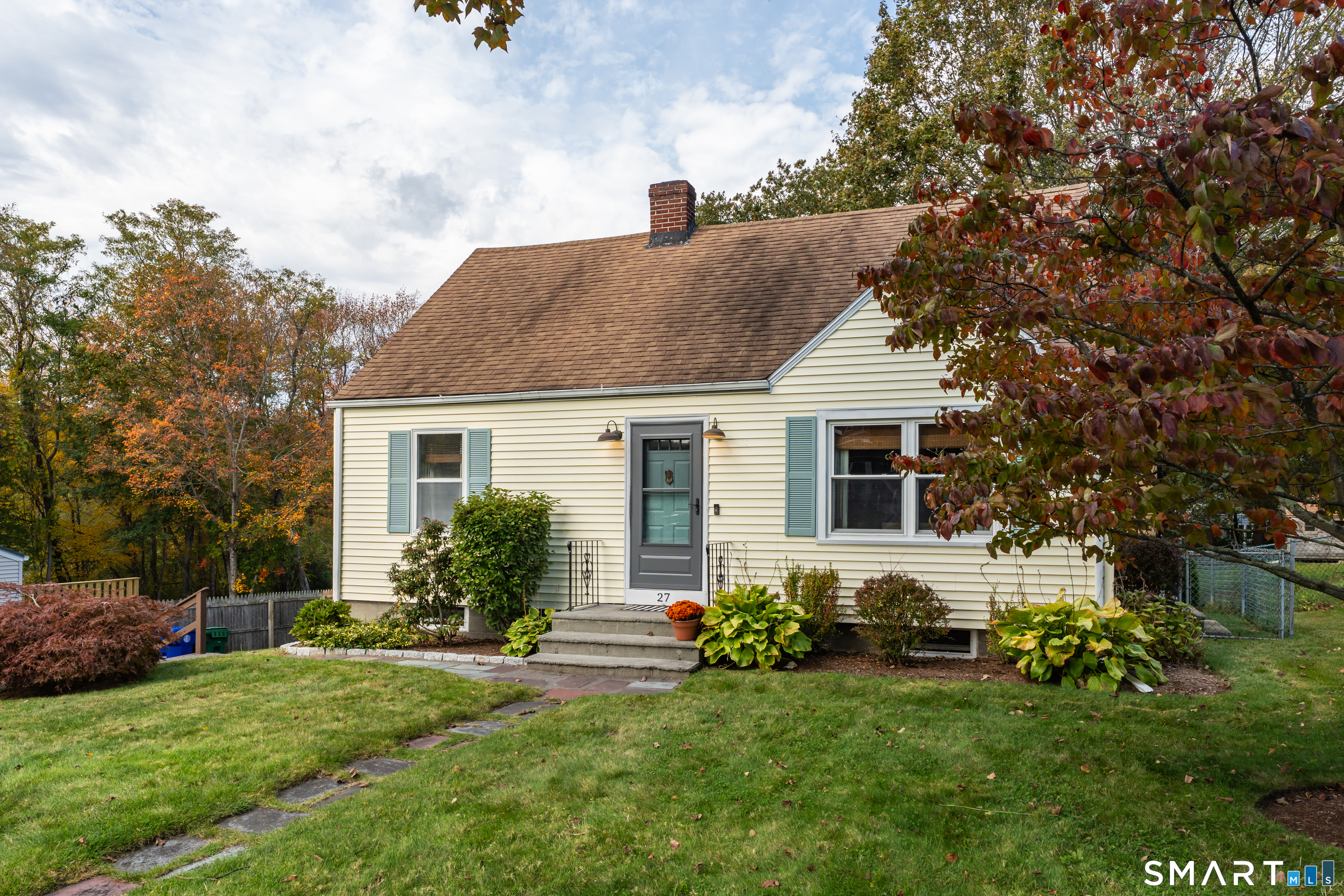 27 Soljer Drive Waterford CT 06385