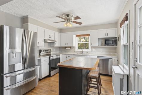 27 Soljer Drive Waterford CT 06385