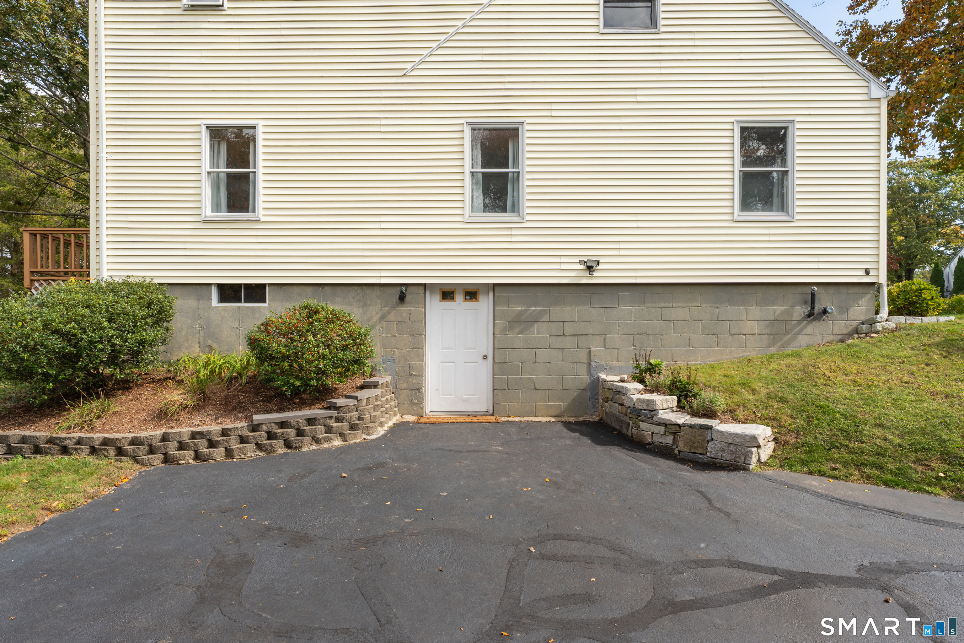 27 Soljer Drive Waterford CT 06385