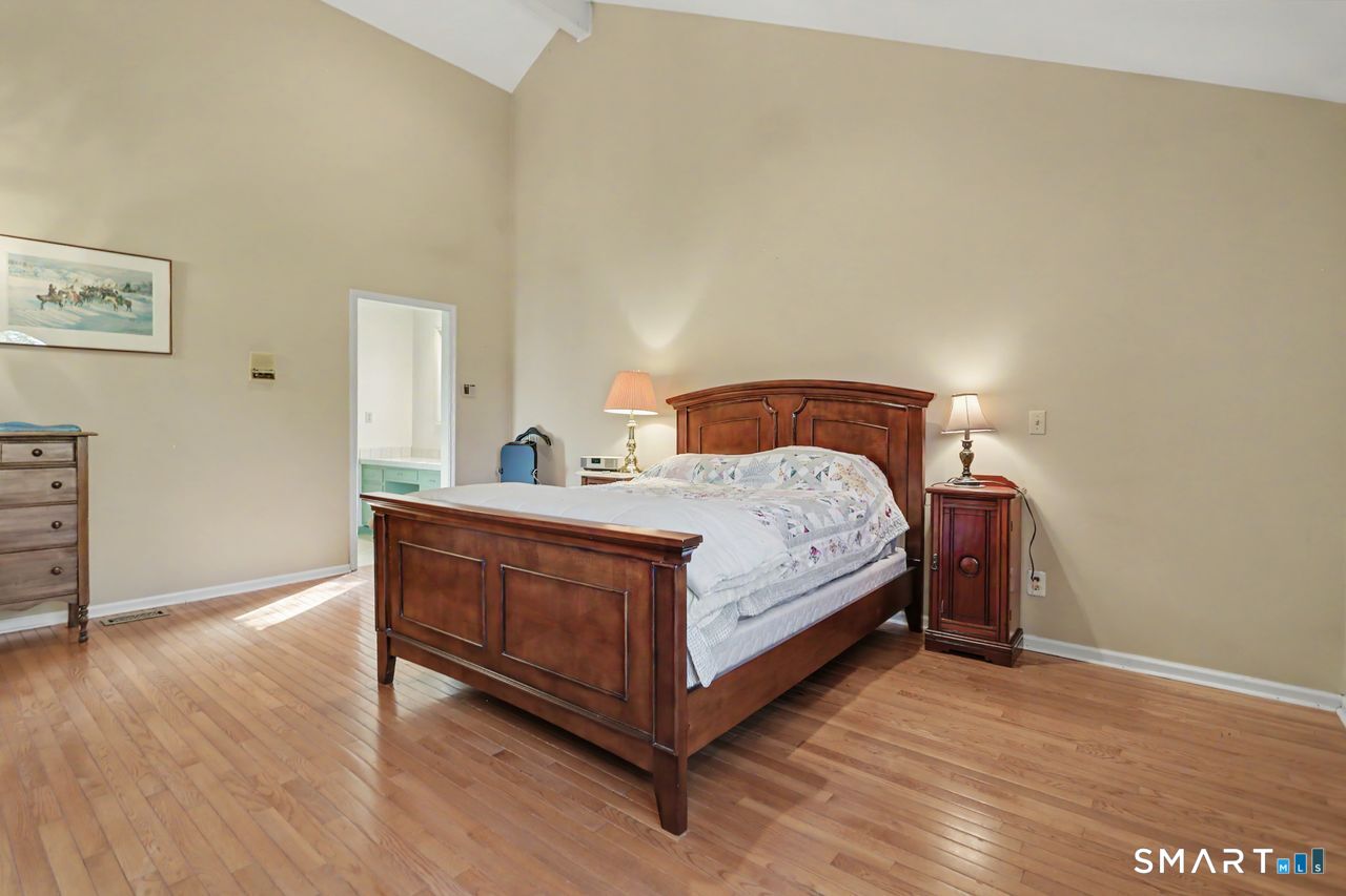 266 Ridgebury Road Ridgefield CT 06877