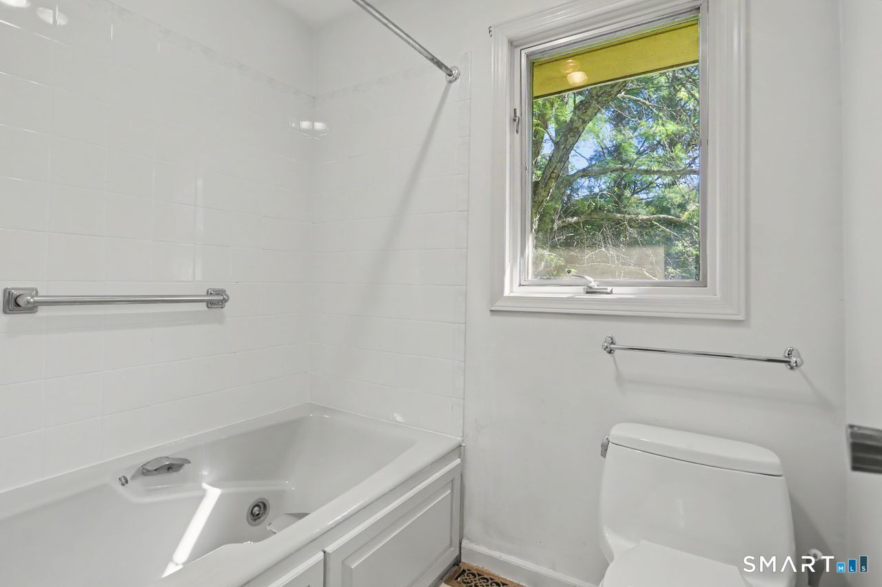266 Ridgebury Road Ridgefield CT 06877