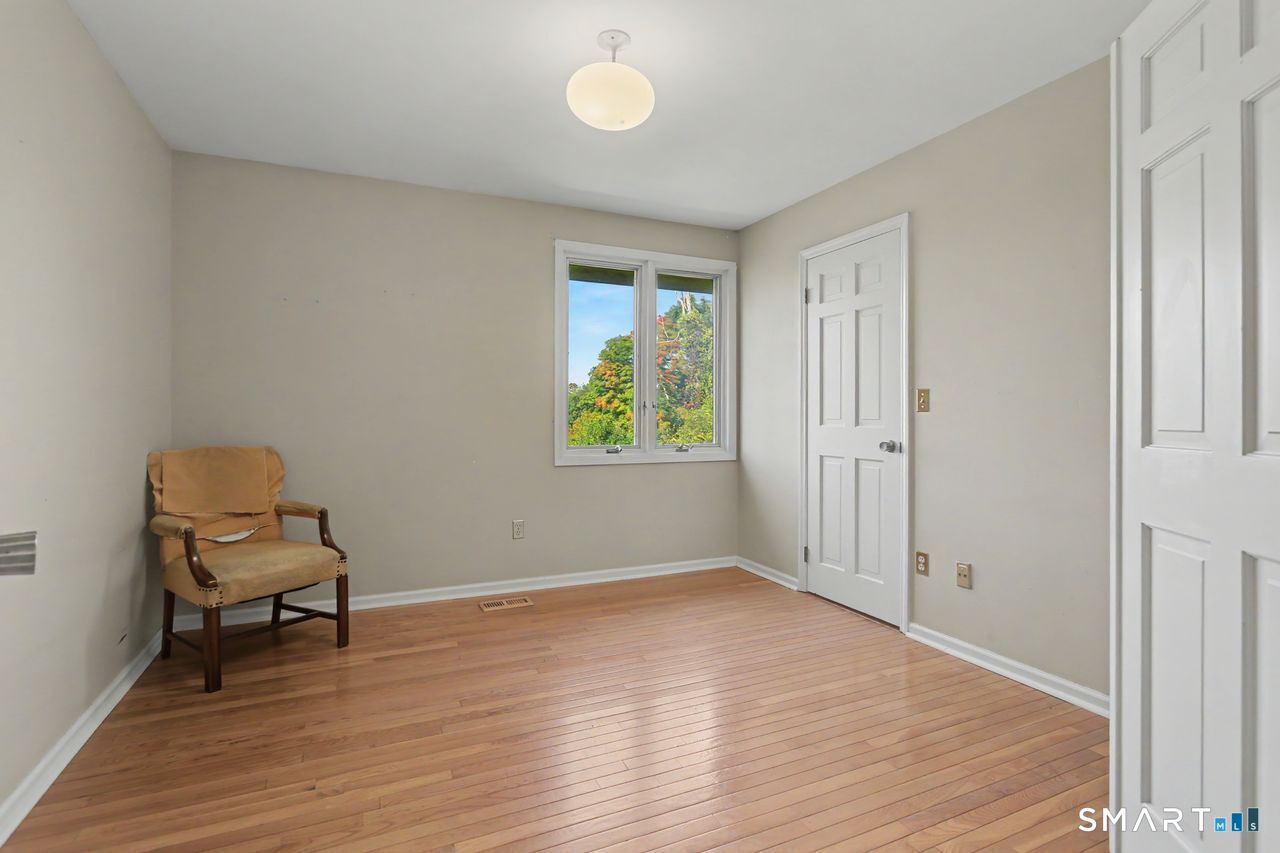 266 Ridgebury Road Ridgefield CT 06877