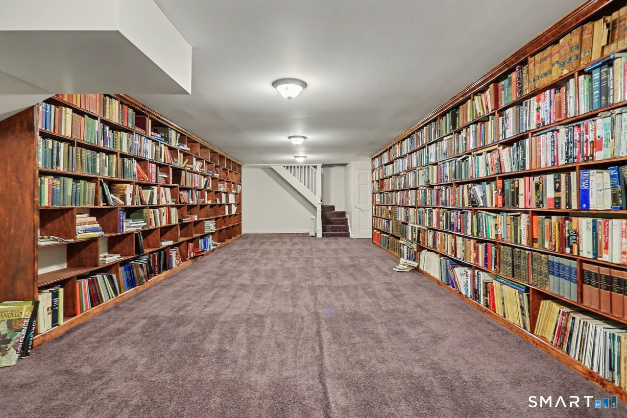 266 Ridgebury Road Ridgefield CT 06877