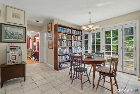 266 Ridgebury Road Ridgefield CT 06877