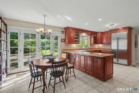 266 Ridgebury Road Ridgefield CT 06877