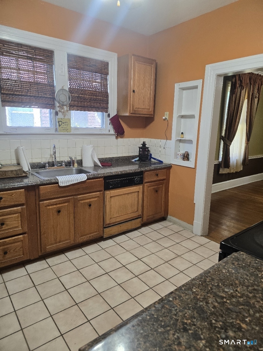 197 Ridgefield Street Hartford CT 06112