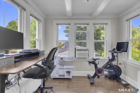 24 Pleasant Avenue Naugatuck CT 06770