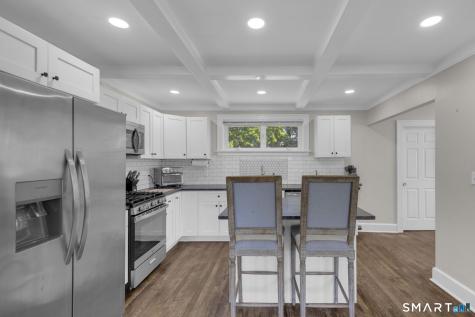 24 Pleasant Avenue Naugatuck CT 06770